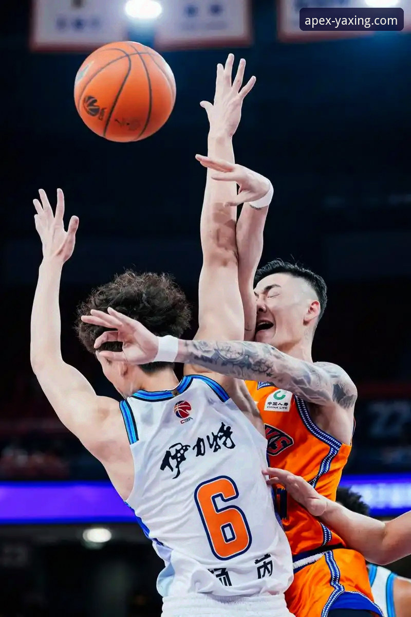 上海男篮十二连胜背后的战术深度解析：一场流畅的团队胜利是如何炼成的